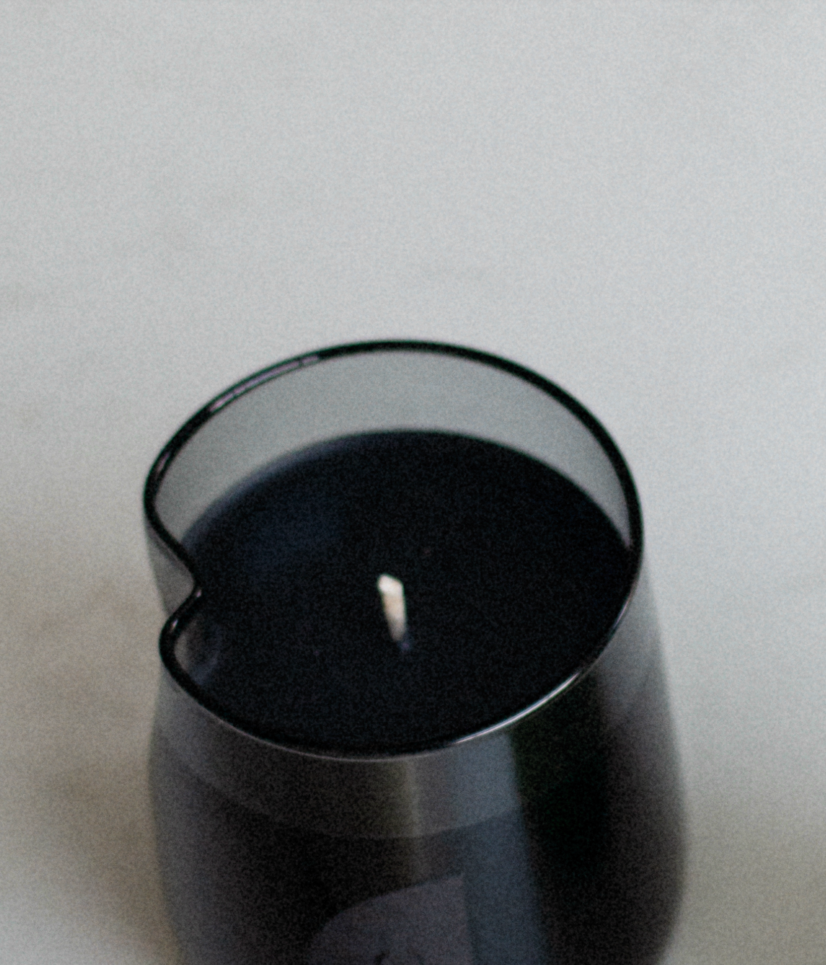 Dusk Candle - Black Wax 240g